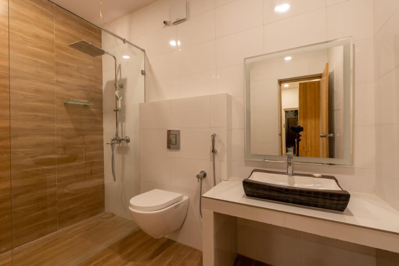 Rustic Vogue Hotell Shamirpet Eksteriør bilde